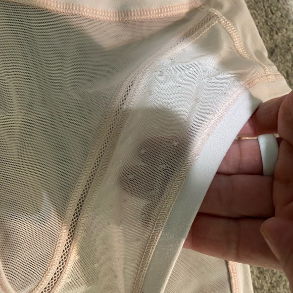 Lululemon just breathe long sleeve size 8 - Picture 12 of 13